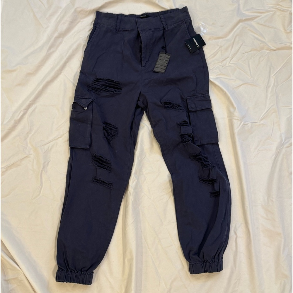 Brand new navy ripped cargo jeans Super cute
